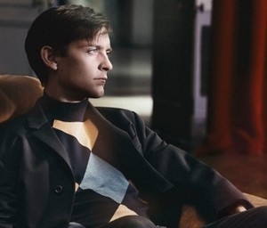 Tobey Maguire Ikon Terbaru Prada