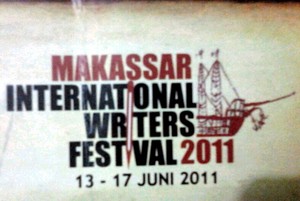 Menikmati Hidangan Aroma Sastrawi di MIWF 2011