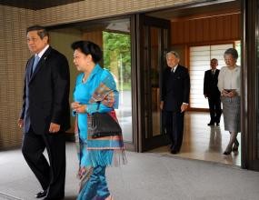 Kaisar Akihito Doakan ABK Indonesia yang Ditahan Bajak Laut Somalia