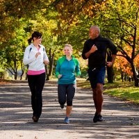 Tips Makan dan Minum Sebelum Lari Pagi