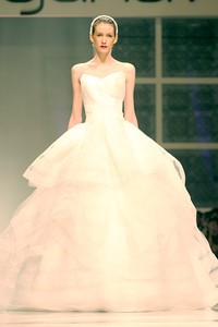 Sebastian Gunawan Reflection of You at Grand Ballroom Hotel Mulia. Senayan. Jakarta. [Foto: Mohammad Abduh/Wolipop]