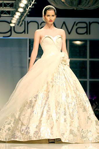 Sebastian Gunawan Reflection of You at Grand Ballroom Hotel Mulia. Senayan. Jakarta. [Foto: Mohammad Abduh/Wolipop]