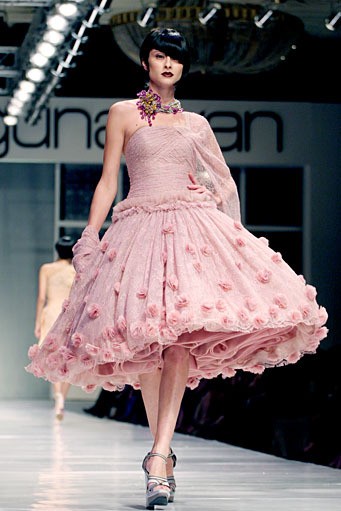 Sebastian Gunawan Reflection of You at Grand Ballroom Hotel Mulia. Senayan. Jakarta. [Foto: Mohammad Abduh/Wolipop]