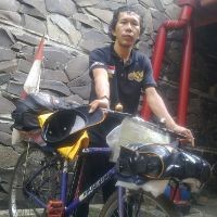 Zulkifli, Kayuh Sepeda Demi Mengenal Keragaman di Indonesia