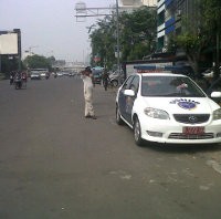 Sosialisasi Parkir Off Street, 4 Mobil Digembok dan Diderek