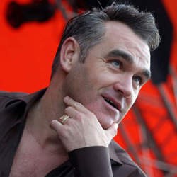 Morrissey Undang Pesepakbola ke Glastonbury