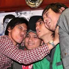 Sheila on 7, Tur Promosi Album Sambil Main Parodi