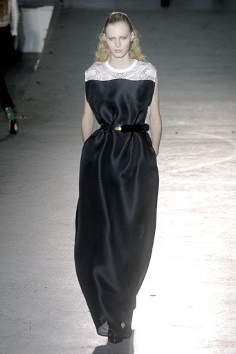 3.1 Phillip Lim, Fall/Winter 2011. New York Fashion Week 2011. [Photo by Jeff Gentner/Getty Images]