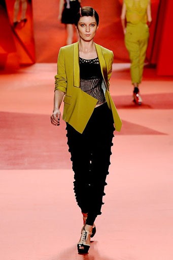 3.1 Phillip Lim, Spring/Summer 2010. New York Fashion Week 2010. [Photo by Jemal Countess/Getty Images for Mercedes-Benz]