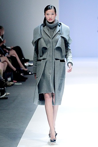 Antonio Berardi. Fall/Winter 2011. London Fashion Week FW 2011. [Photo by Chris McGrath/Getty Images for Audi Fashion Festival]