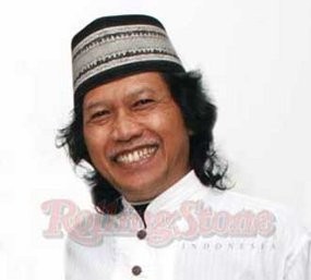 Bait Indah Cak Nun dalam Cahaya di Atas Cahaya