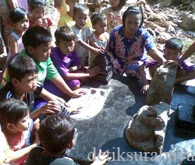 Takut Diambil Pemerintah, Arca Temuan Dicor Semen