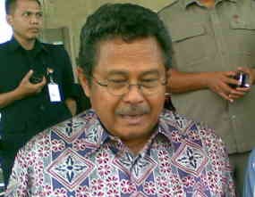 Calon Pimpinan KPK Minumlah Pil Berani 3 X Sehari!