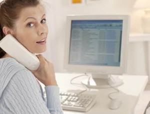 Cari Penghasilan Tambahan dengan Bisnis di Kantor
