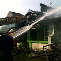 6 Rumah Terbakar di Jalan Rembang Berasal Dari Warung Bakso