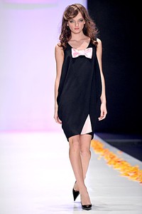 Elena Souproun, Fall/Winter 2011. New York Fashion Week 2011. [Foto: Pascal Le Segretain/Getty Images]