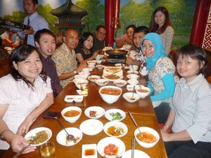Serunya Makan Budae-Jjigge Plus Bulgogi di Istana