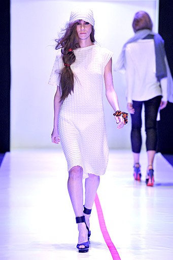 Lyudmila Norsoyan, Fall/Winter 2011. New York Fashion Week 2011. [Foto: Pascal Le Segretain/Getty Images]