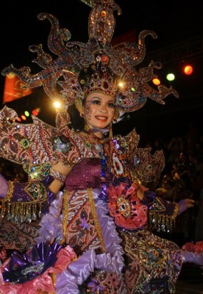 Solo Batik Carnival IV Berlangsung Meriah