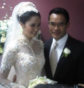 Laura Basuki Merasa Lebih Baik Pasca Bersuami Laura Basuki Merasa Lebih Baik Pasca Bersuami