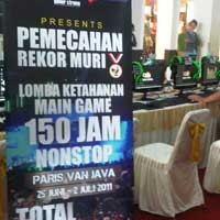Ratusan Gamers Coba Pecahkan Rekor Main Game 150 Jam 