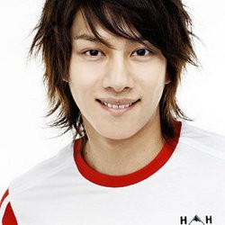 Heechul Akhiri Young Street Bersama Sohee Wonder Girls