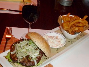 Pepper Me Up! Burger Special dari B.A.T.S