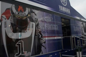 Di Balik Paddock MotoGP