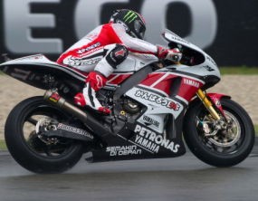 Lorenzo dan Spies Senang Semakin di Depan