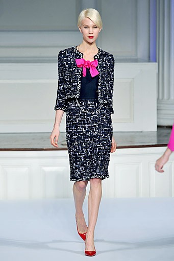 Oscar de la Renta, Pre-Fall/Winter 2011. New York Fashion Week 2011. [Photo by Slaven Vlasic/Getty Images]