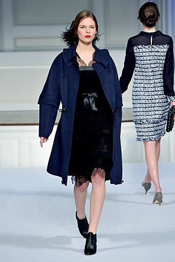 Oscar de la Renta, Pre-Fall/Winter 2011. New York Fashion Week 2011. [Photo by Slaven Vlasic/Getty Images]