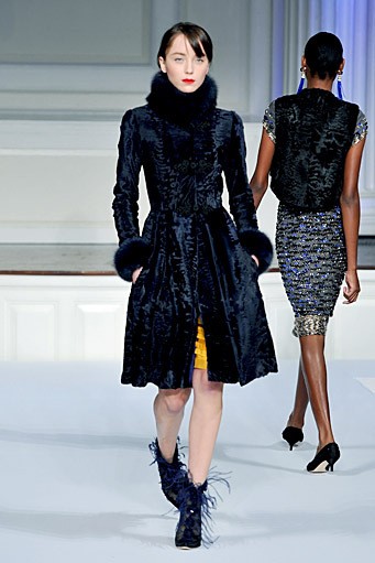 Oscar de la Renta, Pre-Fall/Winter 2011. New York Fashion Week 2011. [Photo by Slaven Vlasic/Getty Images]
