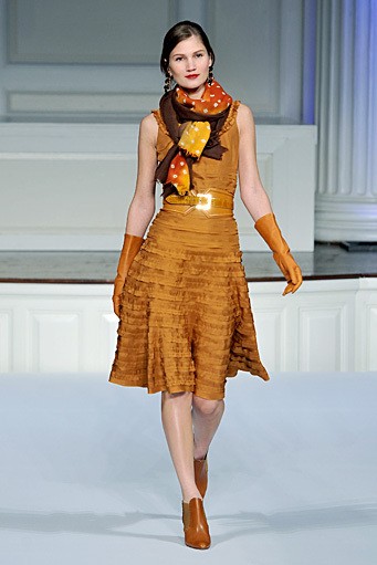 Oscar de la Renta, Pre-Fall/Winter 2011. New York Fashion Week 2011. [Photo by Slaven Vlasic/Getty Images]