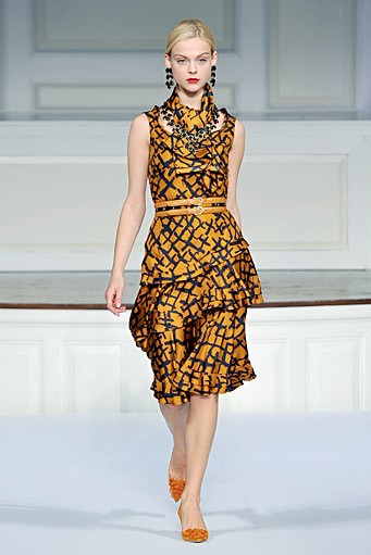 Oscar de la Renta, Pre-Fall/Winter 2011. New York Fashion Week 2011. [Photo by Slaven Vlasic/Getty Images]