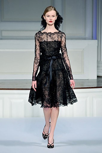 Oscar de la Renta, Pre-Fall/Winter 2011. New York Fashion Week 2011. [Photo by Slaven Vlasic/Getty Images]