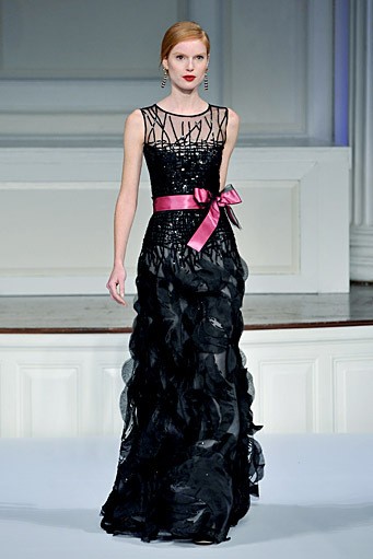 Oscar de la Renta, Pre-Fall/Winter 2011. New York Fashion Week 2011. [Photo by Slaven Vlasic/Getty Images]