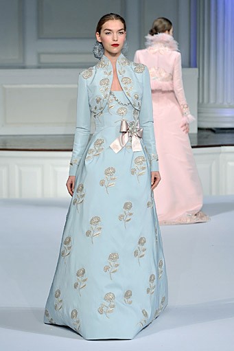 Oscar de la Renta, Pre-Fall/Winter 2011. New York Fashion Week 2011. [Photo by Slaven Vlasic/Getty Images]