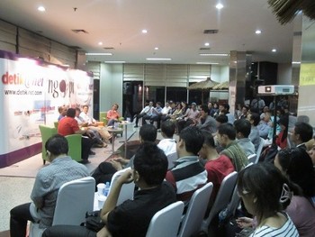 Dengan mengikuti acara ini peserta diwajibkan mendaftar terlebih dahulu untuk mendapatkan undangan Ngopi bareng detikINET.