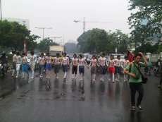  Mahasiswa Telanjang Dada, Jl Kramat Raya Macet