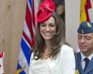 Tur ke Kanada, Kate Middleton Pakai Baju Tunangan