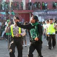 Saling Lempar Batu, Belasan Suporter Persebaya 1927 Vs Blitar Selection Luka