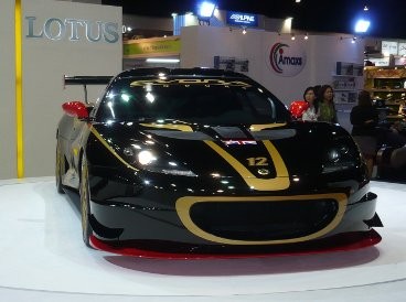 Mobil Super Takkan Pakai Lagi Transmisi Manual