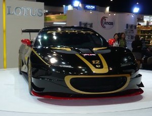 Mobil Super Takkan Pakai Lagi Transmisi Manual