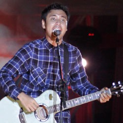 Ello Siap Jadi Produser Band