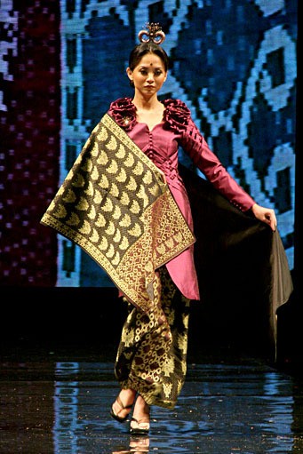 Thomas Sigar The Enchanting Culture of Minahasa at XXI Ballroom Djakarta Theater. Jakarta. [Foto: Mohammad Abduh/Wolipop]