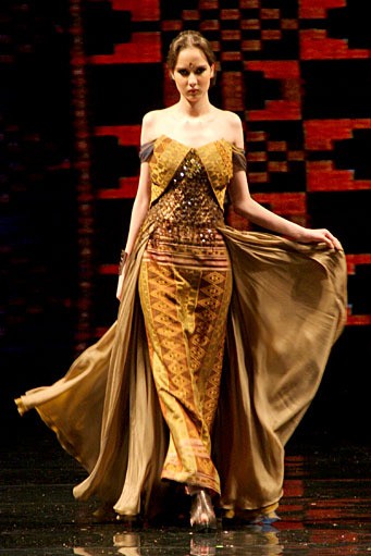 Thomas Sigar The Enchanting Culture of Minahasa at XXI Ballroom Djakarta Theater. Jakarta. [Foto: Mohammad Abduh/Wolipop]