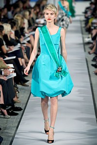 Oscar de la Renta, Resort 2012. New York Fashion Week 2012. [Photo by Thomas Concordia/Getty Images]