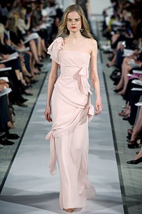 Oscar de la Renta, Resort 2012. New York Fashion Week 2012. [Photo by Thomas Concordia/Getty Images]