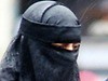 Tak Mau Buka Burqa Dipenjara 1 Tahun