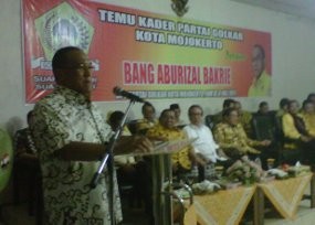 Ical: Jika Nasdem Jadi Partai Golkar Siap Tarung